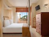 2 Bedrooms Deluxe Suite with sea view