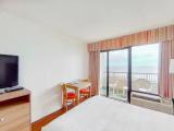 Suite oceanfront