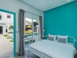 Suite with pool view