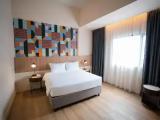 Premier room