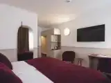 Standard Double room with city view