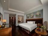 Executive room with city view
