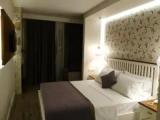 Deluxe room with partial sea view