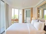 1 Bedroom Grand Double Suite with river view