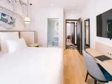 2 Bedrooms Standard Family room