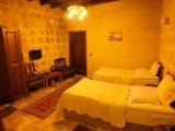 Standard room with mountain view