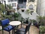 Suite with balcony and with city view