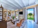 Grand Suite with garden view