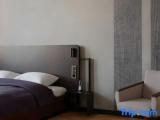 Deluxe Single Suite