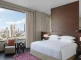 2 Bedrooms Apartment with city view