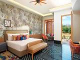 Grand room