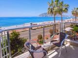 Comfort room with balcony and with sea view