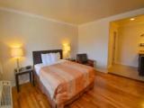 Standard Sextuple Family room