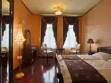 Standard Double room with park view