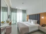 Standard Double room with partial sea view