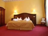 3 Bedrooms Apartment