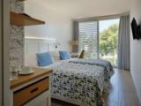 Double room with balcony and with courtyard or park view