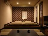 Standard room with mountain view