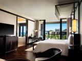 Grand Deluxe Ocean Court Twin room
