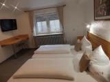 Economy Double Basement room