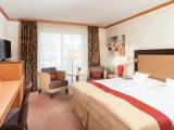 Standard Double room with partial view