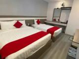 Deluxe Triple room with balcony