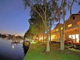 3 Bedrooms Cottage