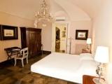 Deluxe Double room with city view