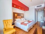 Standard Twin room with sea view