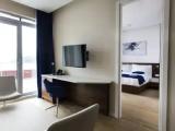 Deluxe Suite with balcony