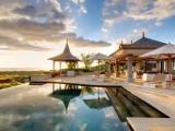 4 Bedrooms Villa with garden view