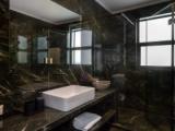 Single Family Suite
