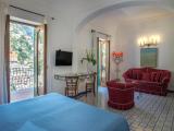 Deluxe Double Junior Suite with sea view
