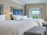 Standard Quadruple room with city view