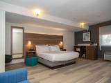 2 Bedrooms Single Suite