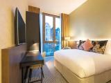 Standard room with canal view