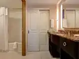 1 Bedroom Double Suite