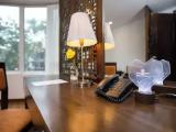2 Bedrooms Standard Family room with city view