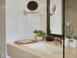 Premium Triple room with city view