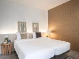 Standard Double room with city view