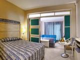 Family Swim-Up room