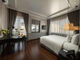 Suite with balcony and with city view