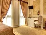 Standard Double room with city view
