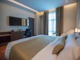 Executive room with city view