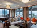 1 Bedroom Double Suite with lake view