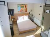 Standard Double Family Basement room