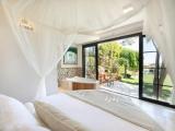 Suite with garden view