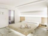 Deluxe Double Suite