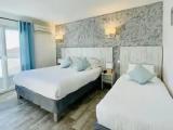 Superior Triple room with sea view