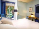 Classic room with garden view